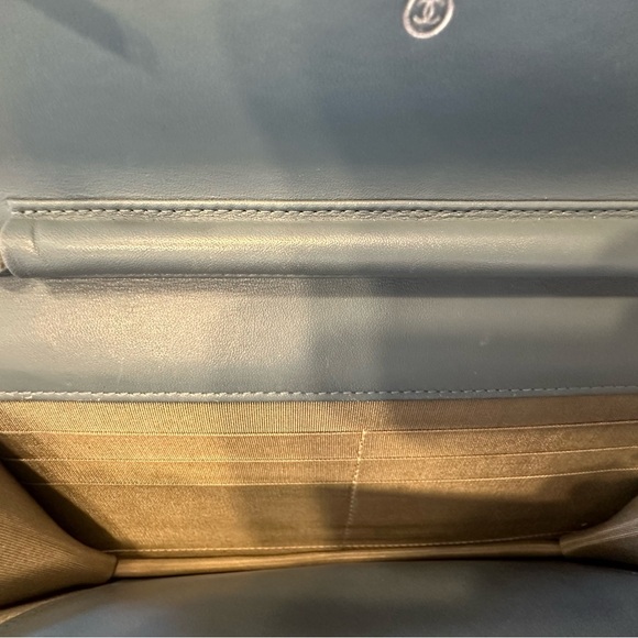 CHANEL
Light Blue Caviar Leather Timeless WOC Clutch Bag - Picture 6 of 16